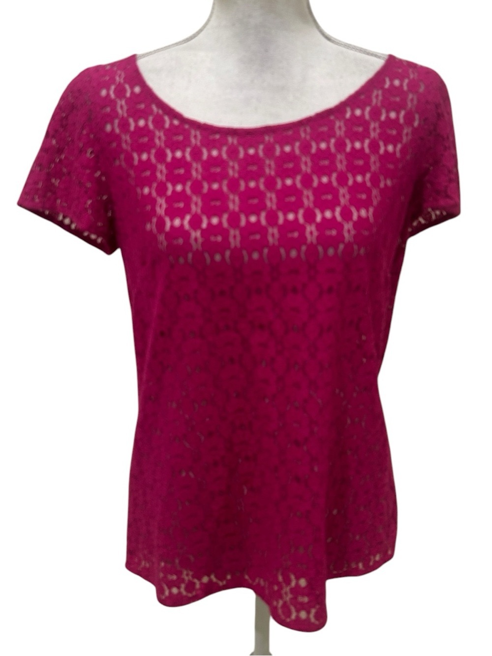 Lilly Pulitzer Magenta Lace Short Sleeve Blouse exposed back black zipper medium